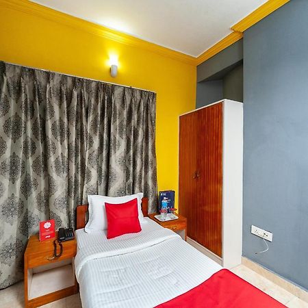 Hotel Manhattan Chennai Zewnętrze zdjęcie