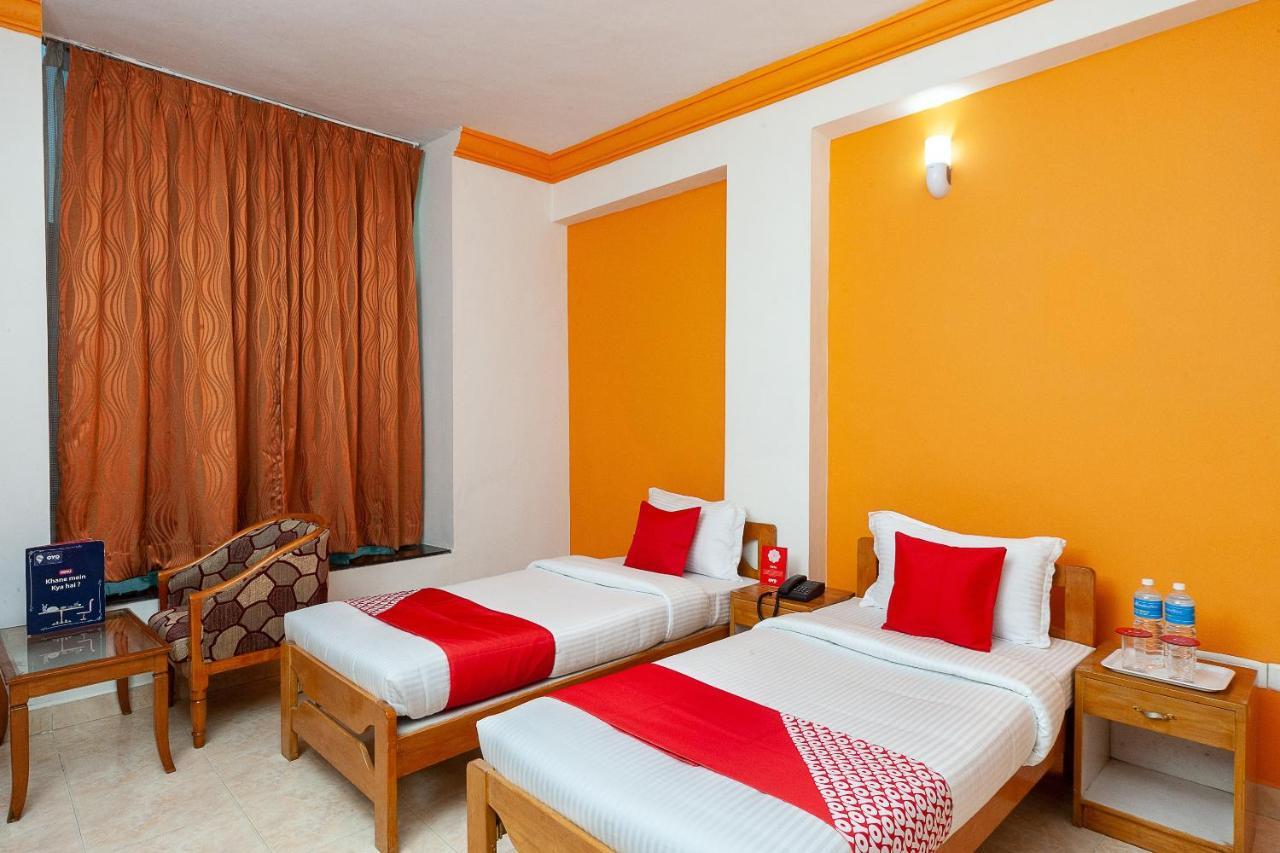 Hotel Manhattan Chennai Zewnętrze zdjęcie