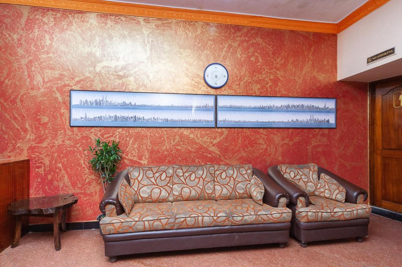 Hotel Manhattan Chennai Zewnętrze zdjęcie