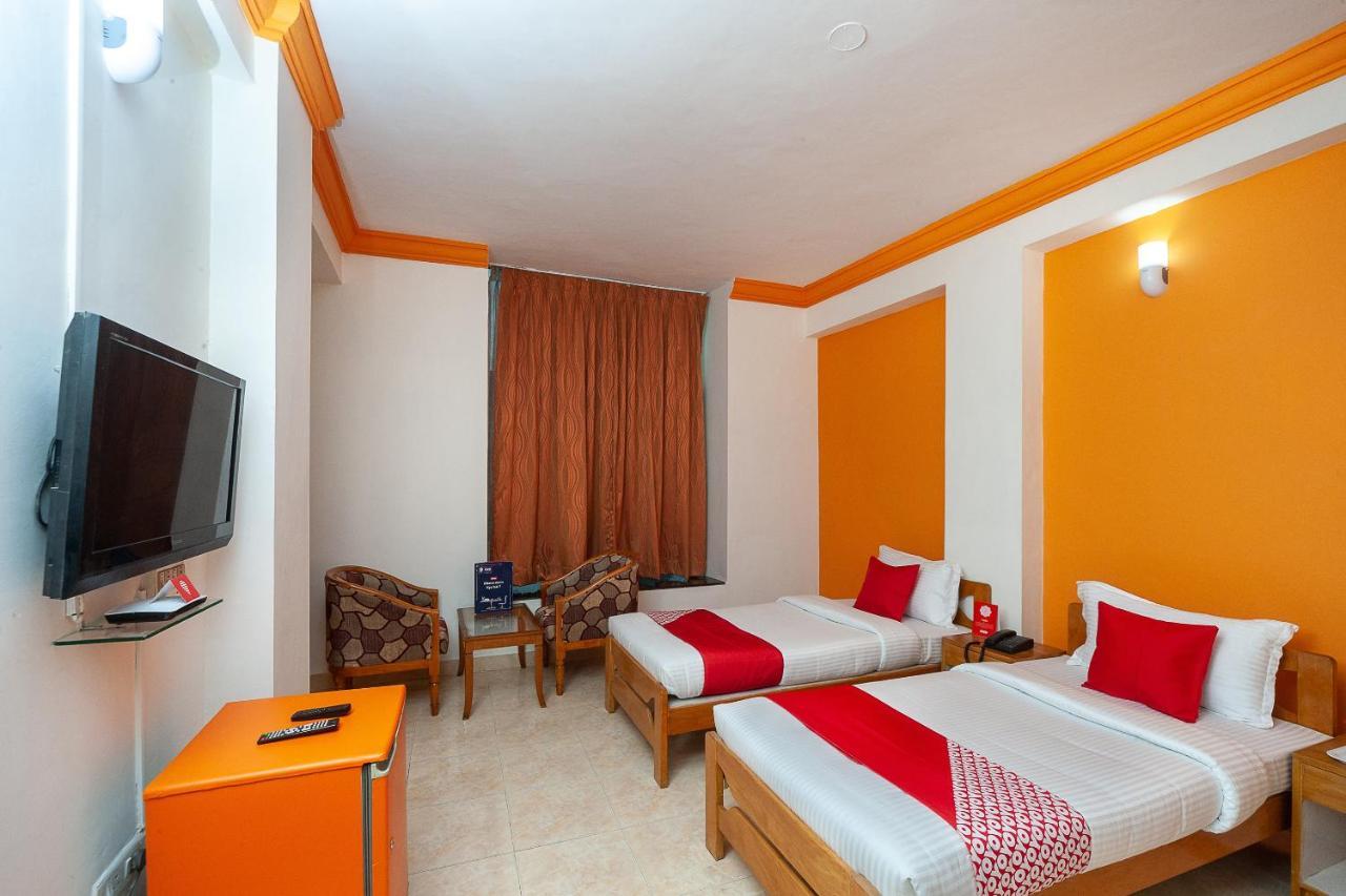 Hotel Manhattan Chennai Zewnętrze zdjęcie