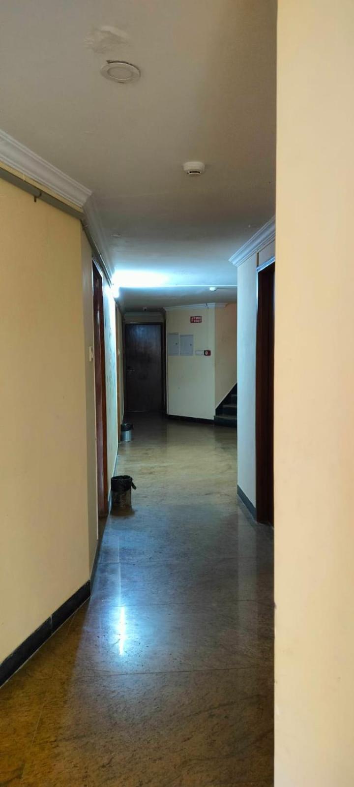 Hotel Manhattan Chennai Zewnętrze zdjęcie